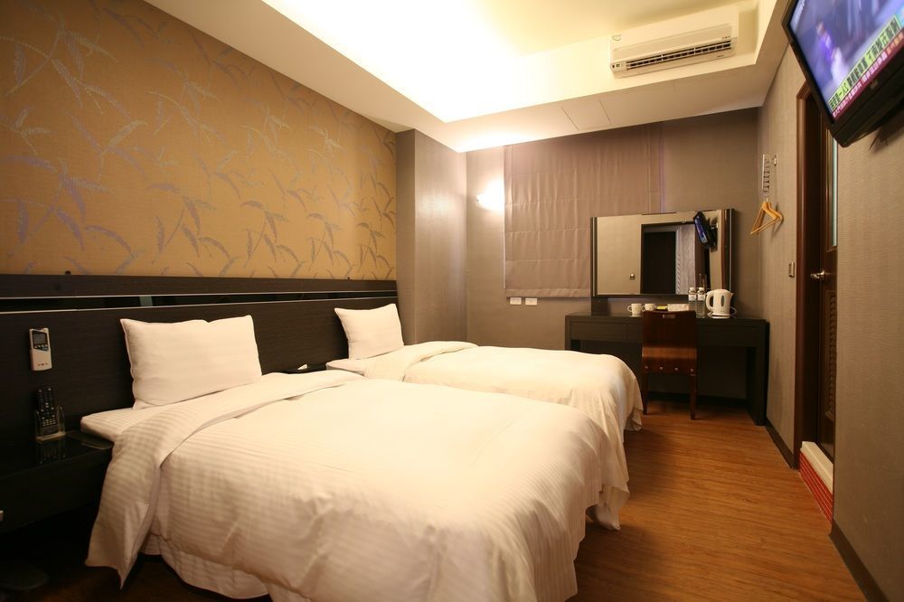 Military 75 Hotel Ταϊχούνγκ Εξωτερικό φωτογραφία