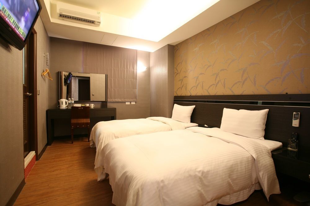 Military 75 Hotel Ταϊχούνγκ Εξωτερικό φωτογραφία