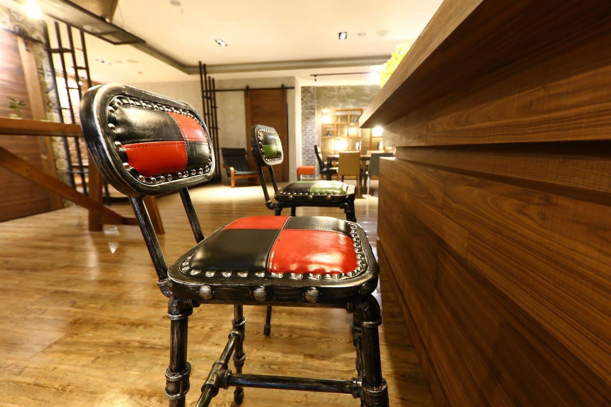 Military 75 Hotel Ταϊχούνγκ Εξωτερικό φωτογραφία