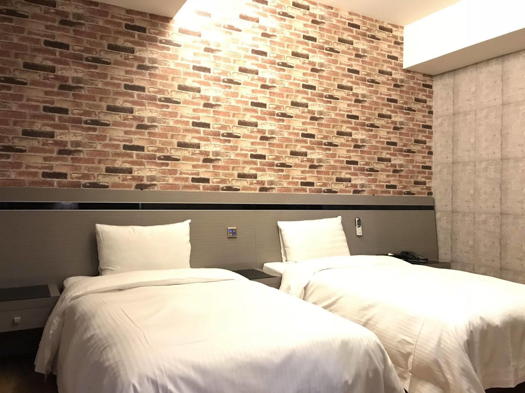 Military 75 Hotel Ταϊχούνγκ Εξωτερικό φωτογραφία